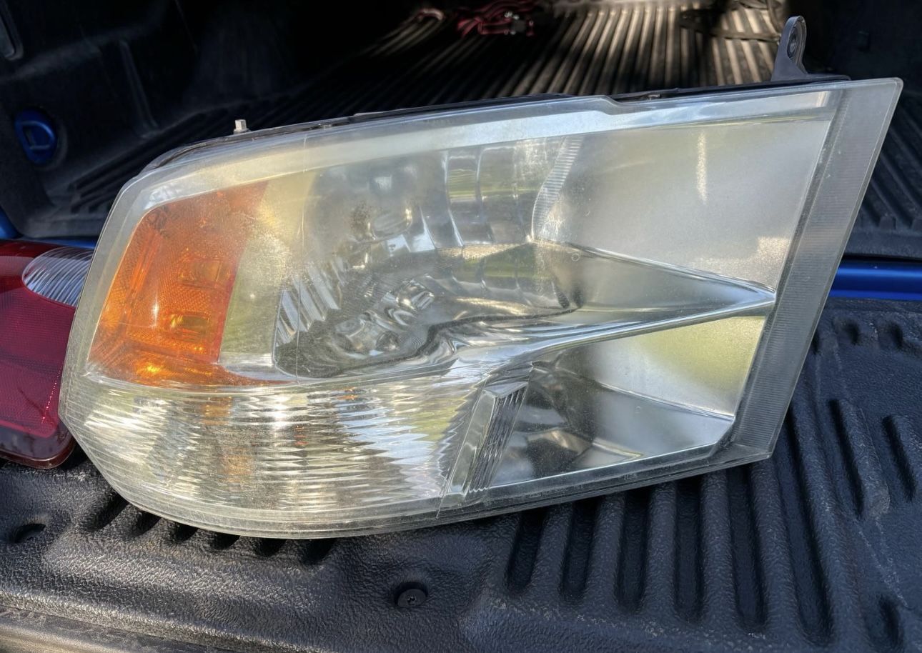 Ram Headlights For models 2009 Or Newer