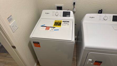 Whirlpool washer / dryer