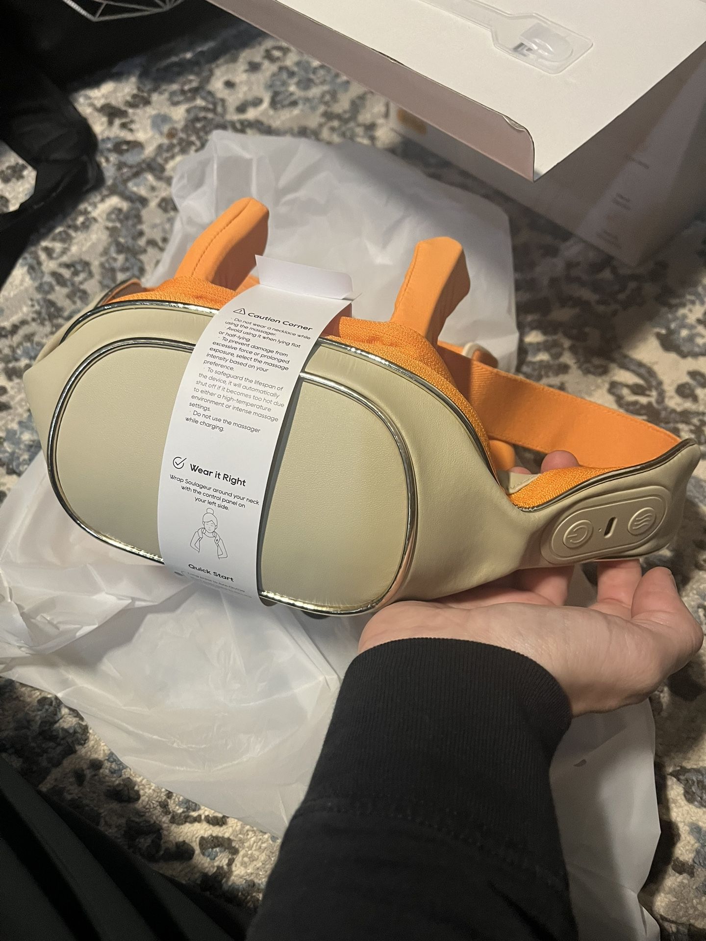 Cordless Neck Shoulder Massager With Heat (Brand New/Unused)