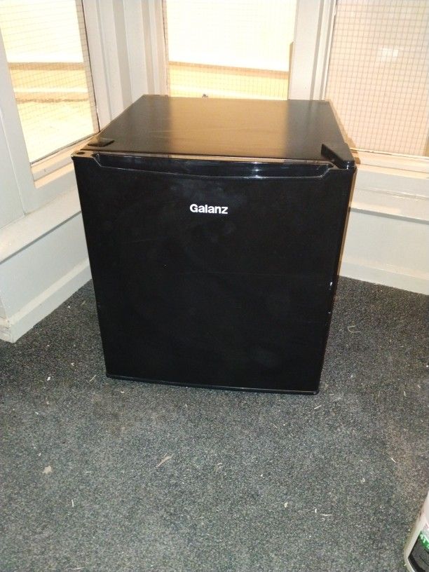Mini Refrigerator