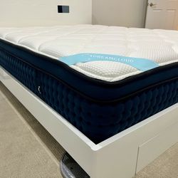 Brand New - Packed - DreamCloud Premier Queen Mattress