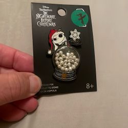 Disney Loungefly Nightmare B4 Xmas Pin 