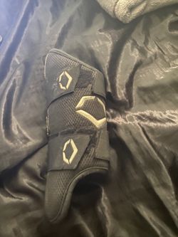 black evoshield leg guard