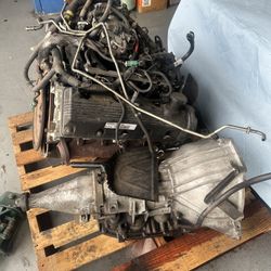 2003 Ford Crown Victoria Motor