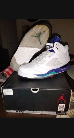 Grape 5's Men's size 10.5