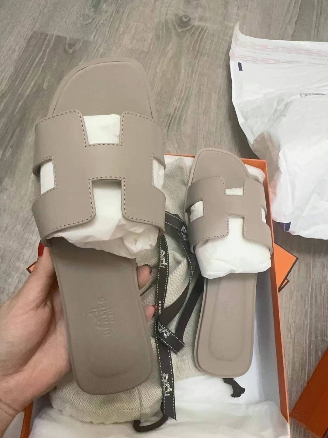 Hermes Milk Tea Brown Sandal