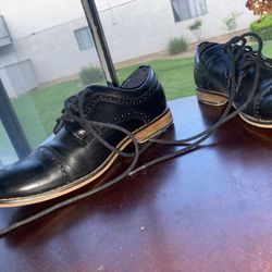 Dress Shoes Size 3