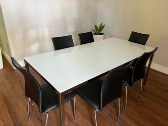 Modern Dining Table Glass with 6 chair