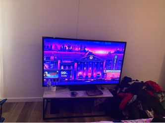 75” inch Roku smart TV