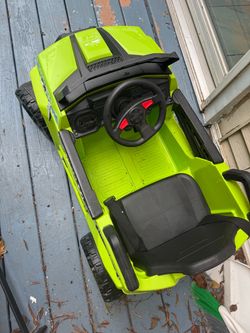 Tobbi kids car
