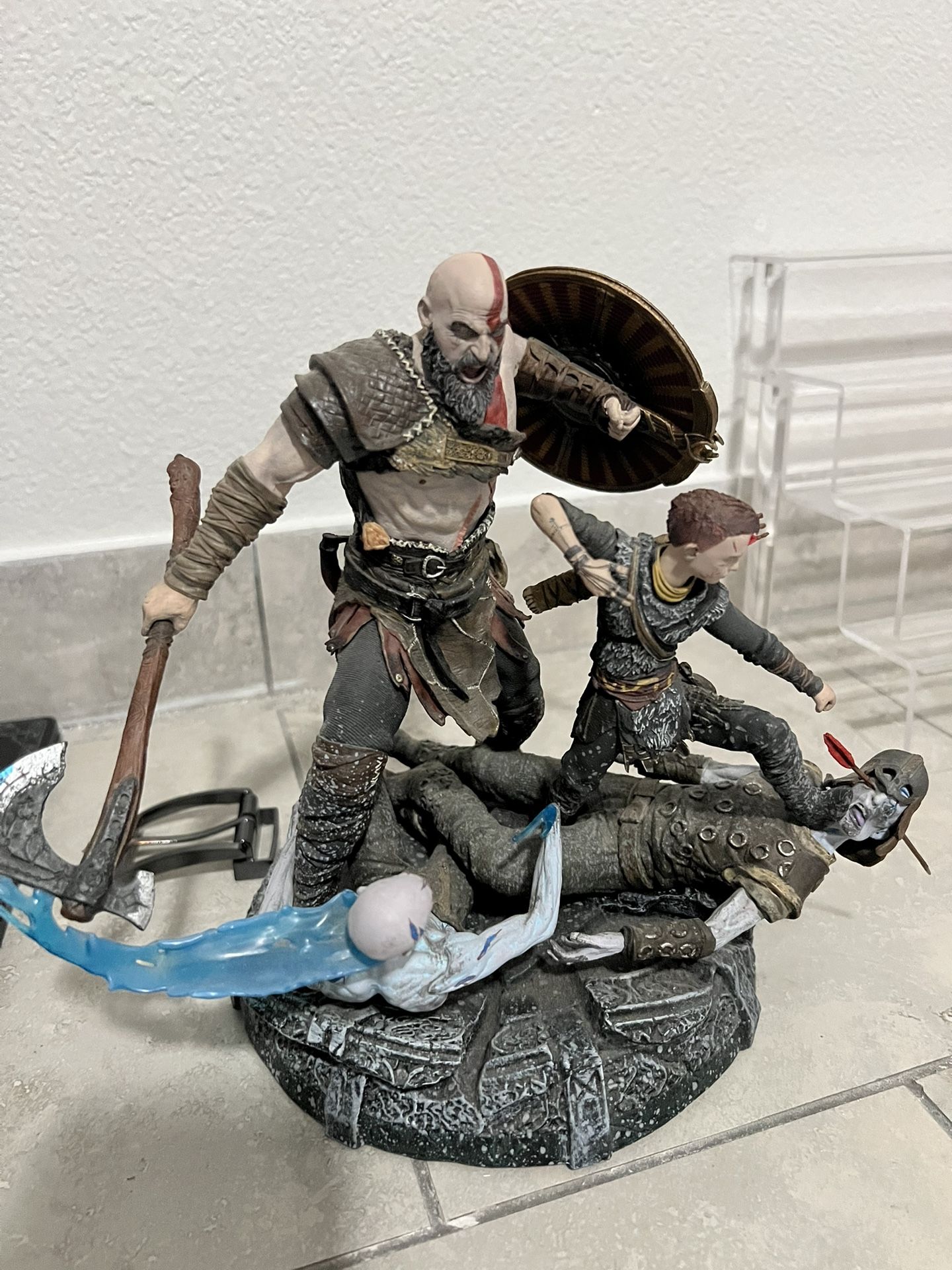 Kratos & BOY Statue