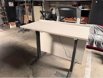 Adjustable tables
