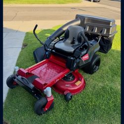Toro Zero Turn 42 In With Bagger NEW 