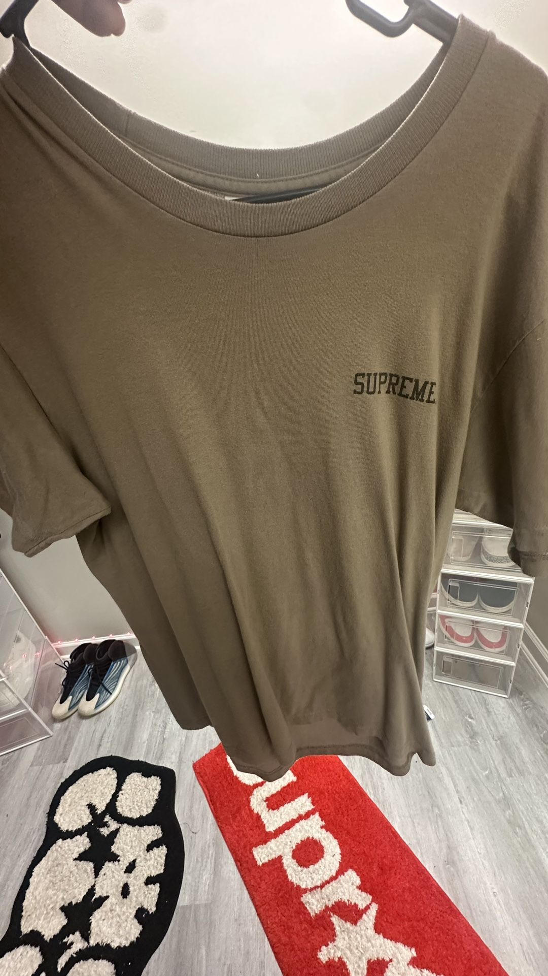 Supreme shirt medium