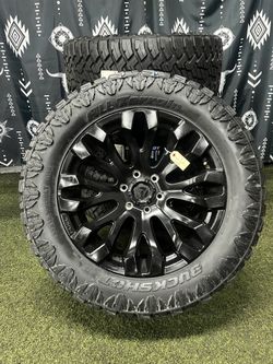 Fuel Off Road 6x135 Ford F-150 20x9 6 Lug 20 Inch Wheels