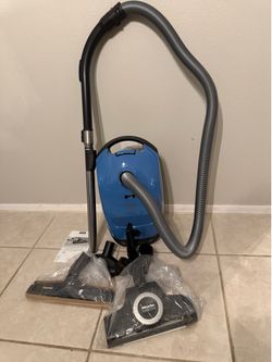 NEW Miele C1 Canister Vacuum with  Attachments OPEN BOX