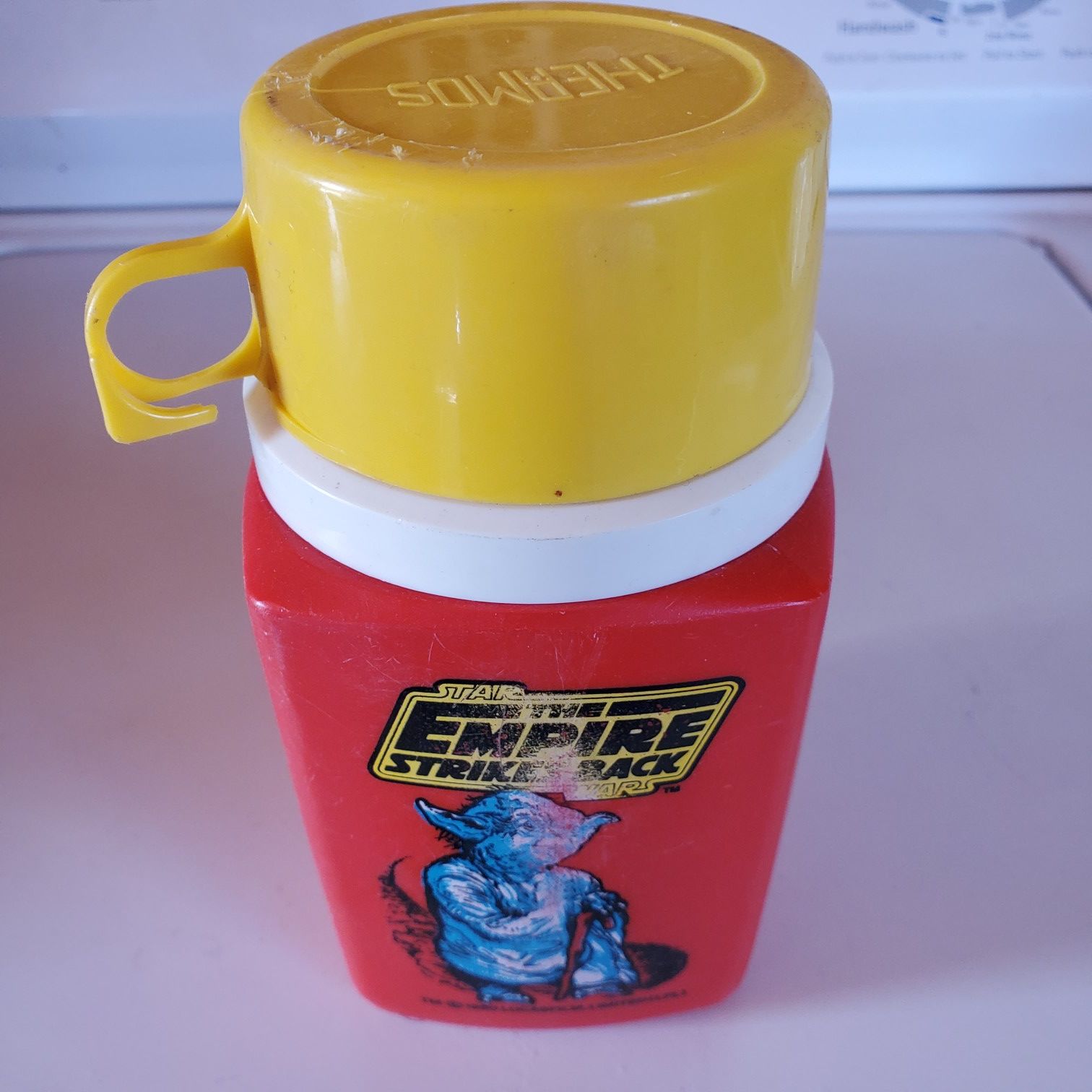 Empire Strikes back lunchbox Thermos