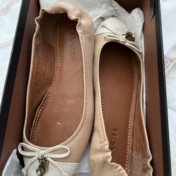 Coach flats Size 6 1/2
