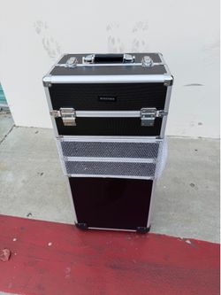 Byootique Rolling Makeup/Hairstylist Case Black