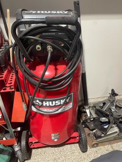 Husky 33-Gallon Portable Air Compressor – 150 PSI | High Flow Regulator