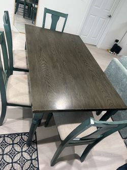 Dining set