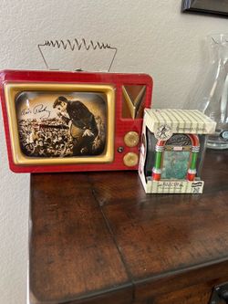 Elvis Presley collectibles