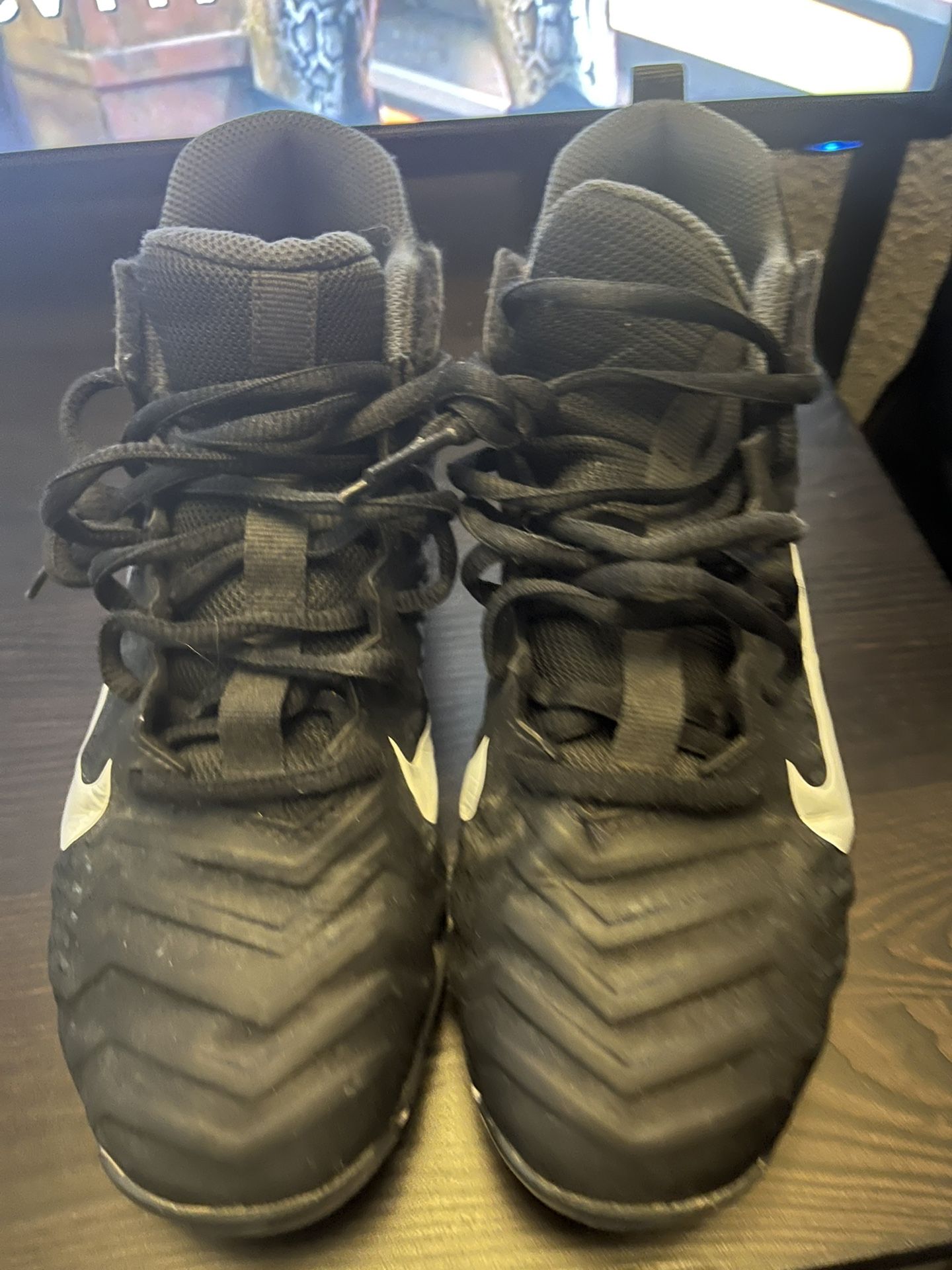 Nike Alpha Menace Shark 2 Football Cleats Sports & Outdoors