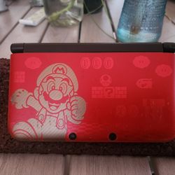 Nintendo 3DS XL (Mario Bros 2 Limited Edition) w/ 32gb of Games