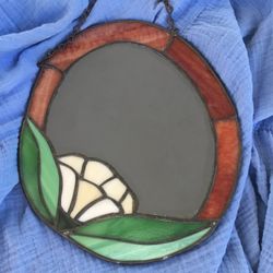 Pretty Mirror.   $7 Cash Firm.   South Austin.    