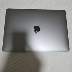 MacBook Air 13" - M1