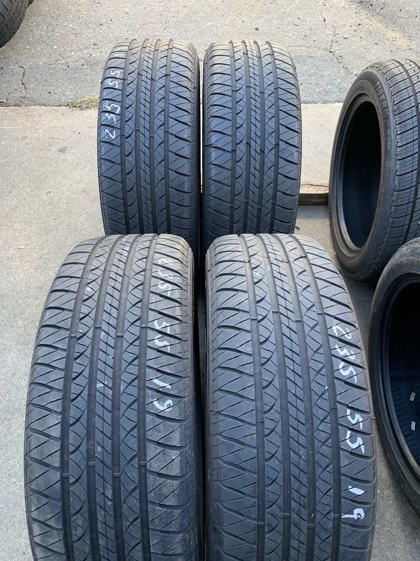 235/55r19 Kelly Edge A/S