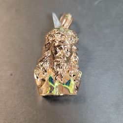 10k Pendant (Price Is Firm)