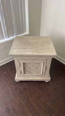 Wooden cabinet