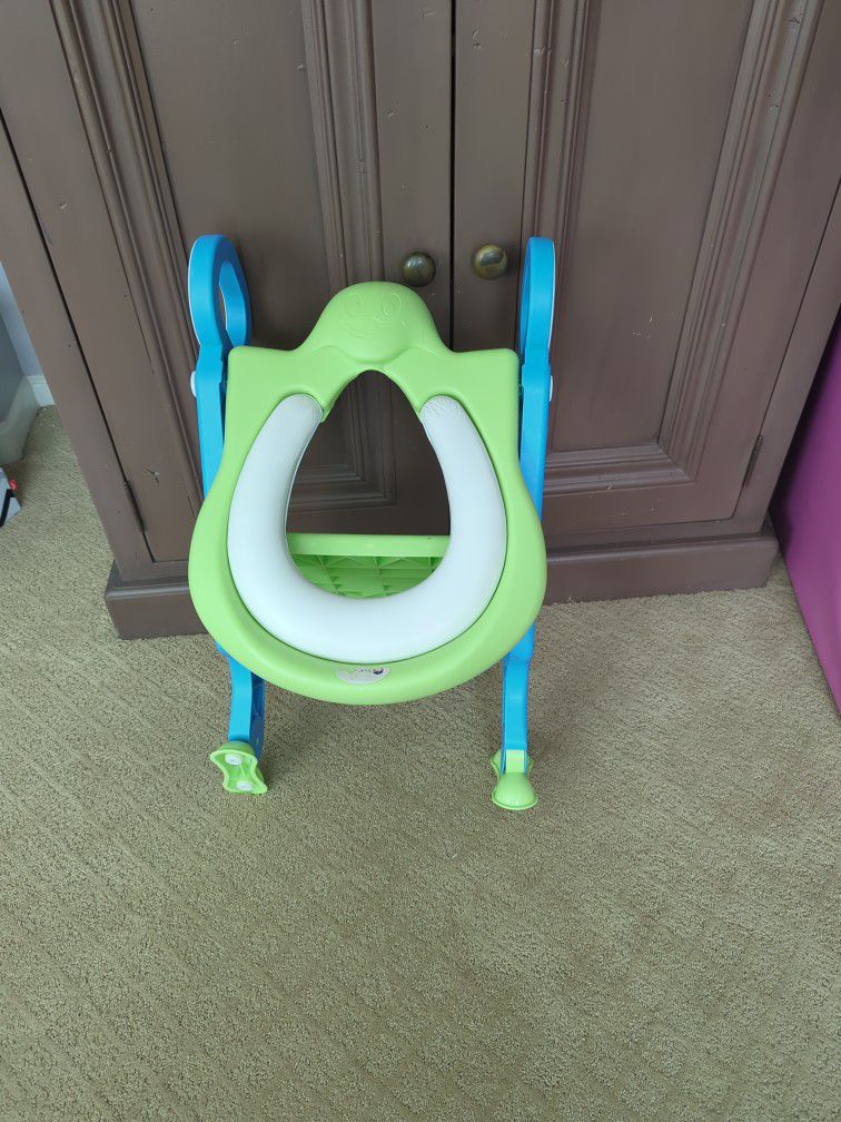 Foldable Potty Training Chair