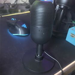 Razer v3 microphone