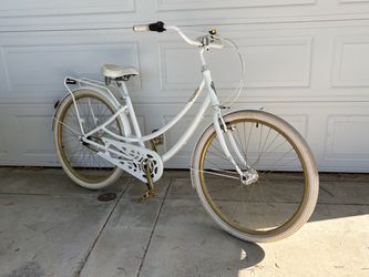 Gorgeous 7 Speed Vivelo Aluminum Frame Comfort Bike