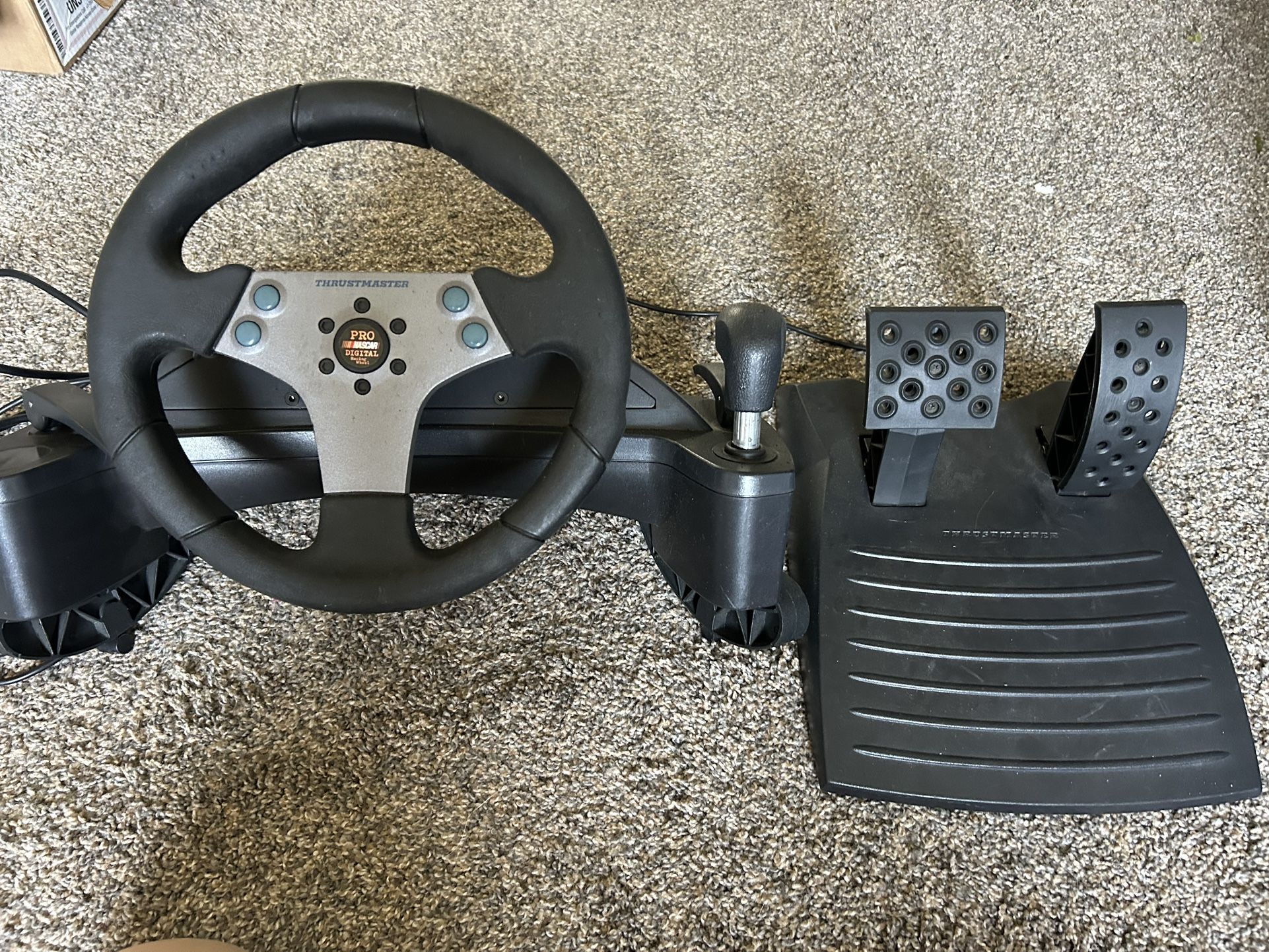 Thrustmaster NASCAR Pro Digital racing wheel & Petals