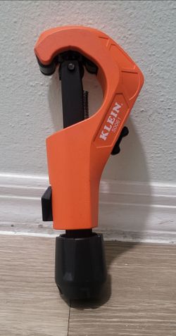 KLEIN TOOLS 50061 1-1/8" QUICK TUBING CUTTER