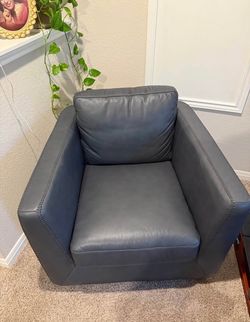 Italian leather swivel chair