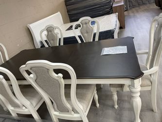 DINING TABLE WITH CHAIRS