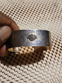 GENUINE  STERLING HARLEY DAVIDSON CUFF BRACELET