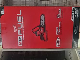 Milwaukee 6'pruning saw