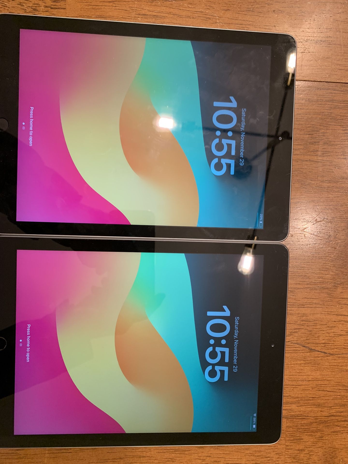 Apple iPad 6th Generation 32GB Unlocked Like New!