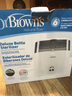 Dr Browns deluxe bottle sterilizer NEW in box
