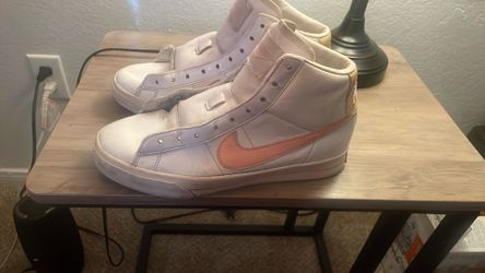 Nike Used Tennis Shoes Size 8 in East LA