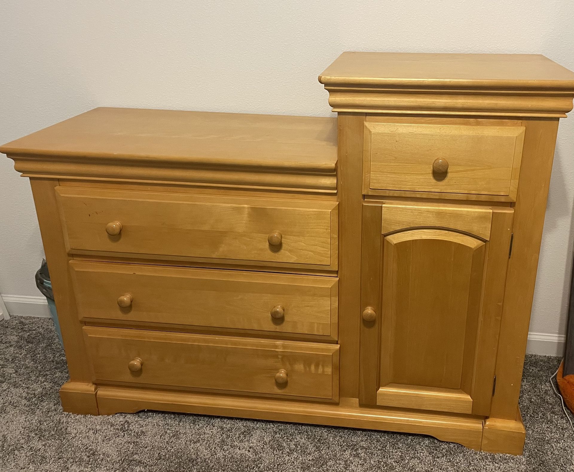 Solid Wood Dressers