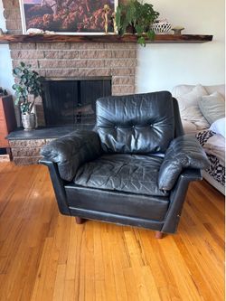 Mid century modern easy chair