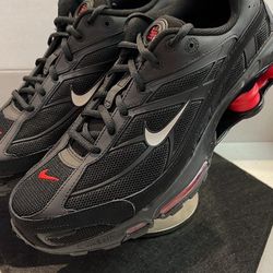 NIKE SHOX RIDE 2 “BLACK UNIVERSITY RED”