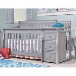 3 In 1 Convertible Crib