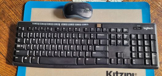 Logitech Wireless Keyboard and Mouse Combo W/ Dongle